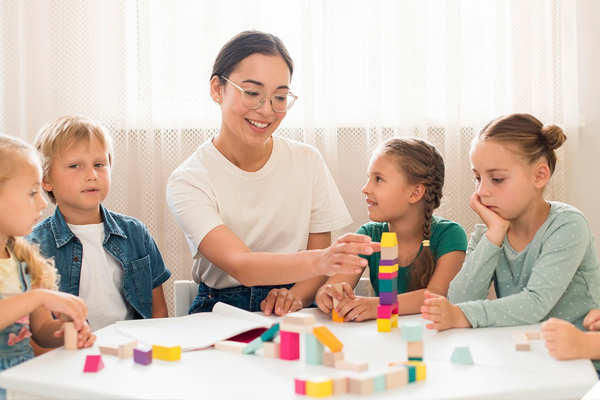 Day Care Centre in Ashok Nagar